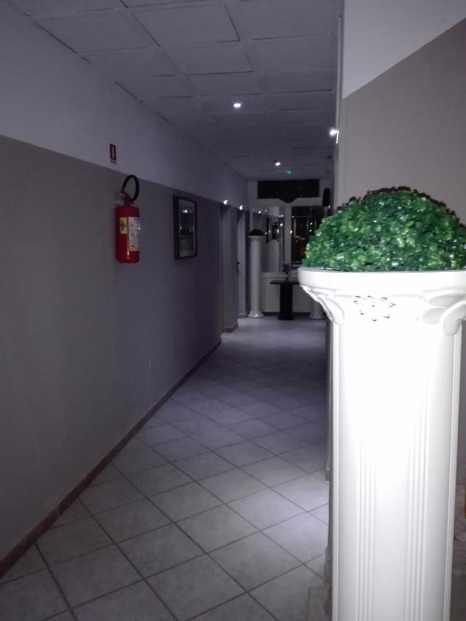 Hotel Villa Lorena Rimini Exterior photo