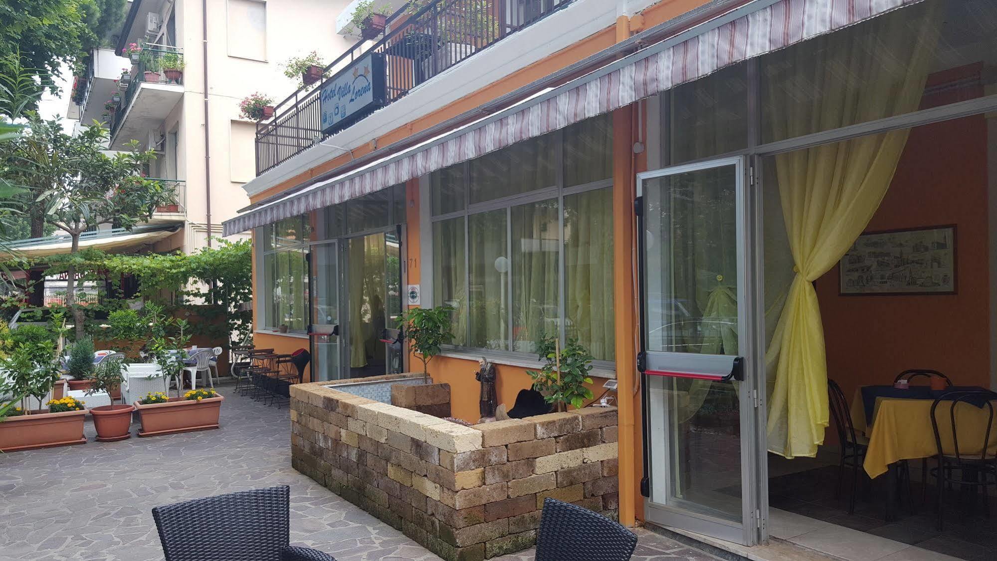 Hotel Villa Lorena Rimini Exterior photo